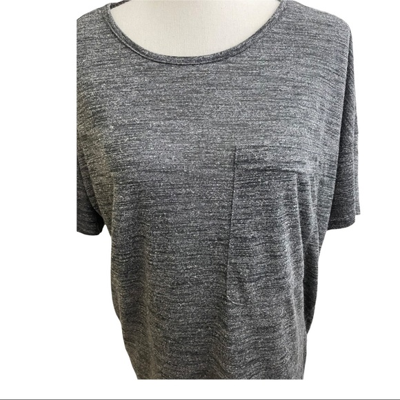 Zella short Sleeve front pocket grey/white size medium T shirt exercise - Picture 2 of 6